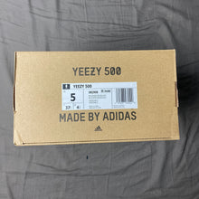 Load image into Gallery viewer, Yeezy Boost 500 Blush (Size 5)
