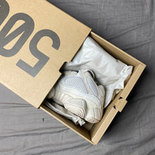 Load image into Gallery viewer, Yeezy Boost 500 Blush (Size 5)
